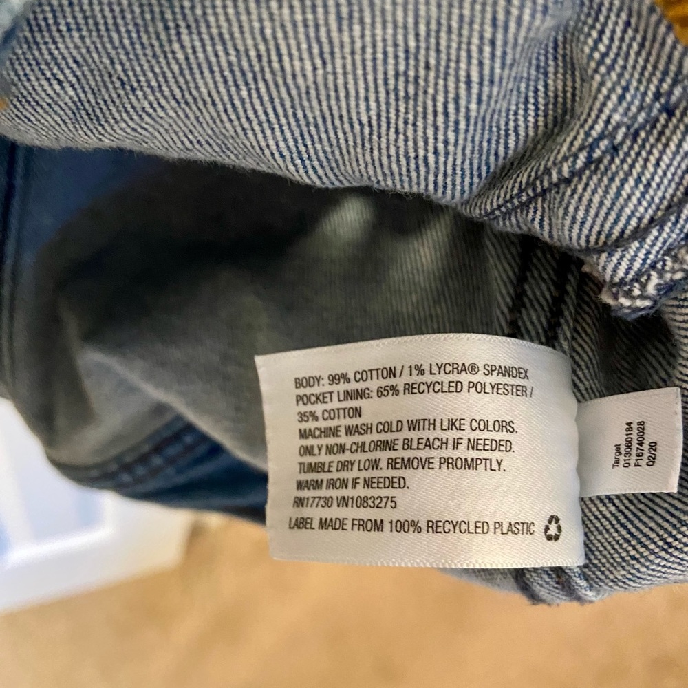 Universal Thread denim jacket - Picture 3 of 4